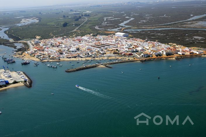 Image No.35-3 Bed Flat for sale