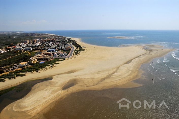 Image No.42-3 Bed Flat for sale