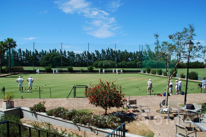 Image No.49-3 Bed Flat for sale