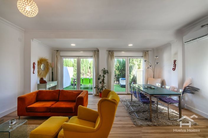 Image No.29-8 Bed Villa for sale