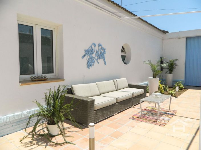 Image No.46-8 Bed Villa for sale