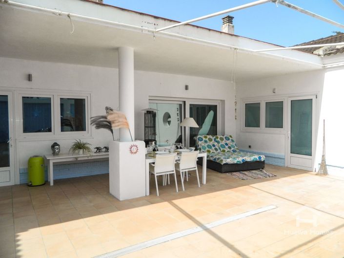 Image No.50-8 Bed Villa for sale