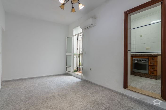 Image No.11-3 Bed Villa for sale