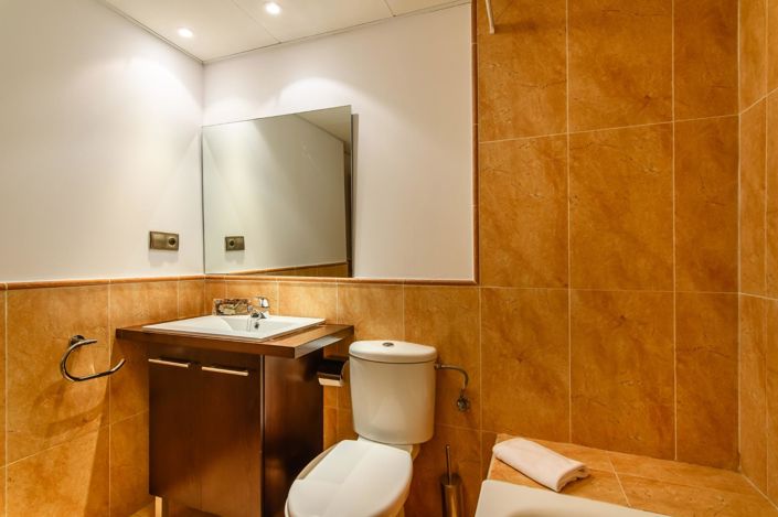 Image No.14-2 Bed Apartment for sale