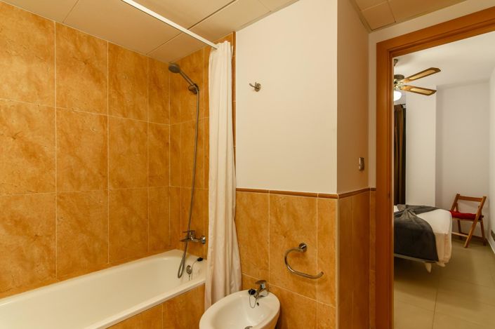 Image No.15-2 Bed Apartment for sale