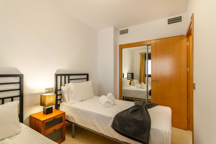 Image No.17-2 Bed Apartment for sale