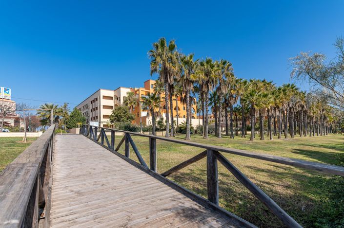 Image No.35-2 Bed Apartment for sale