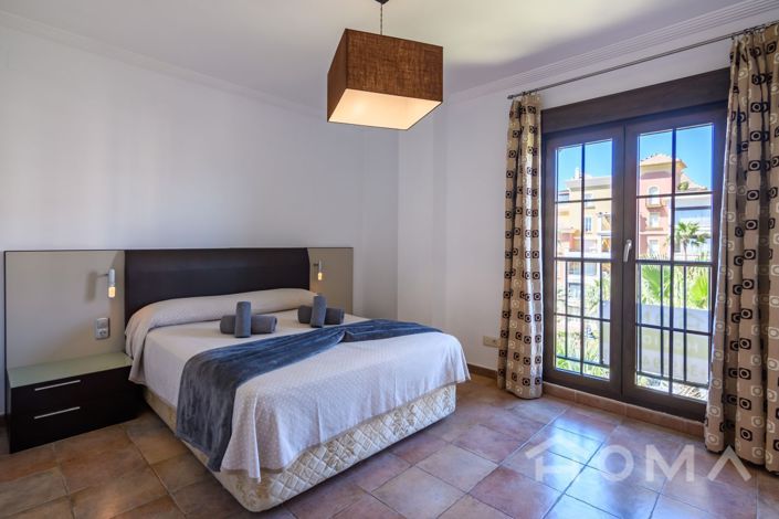 Image No.19-3 Bed Apartment for sale