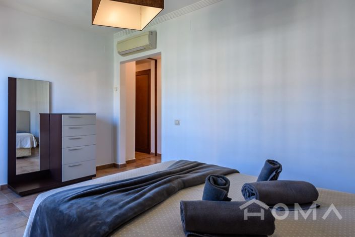 Image No.20-3 Bed Apartment for sale