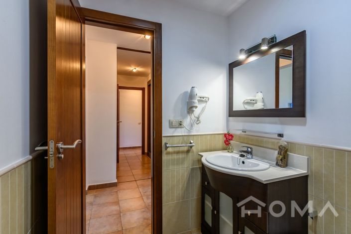Image No.21-3 Bed Apartment for sale