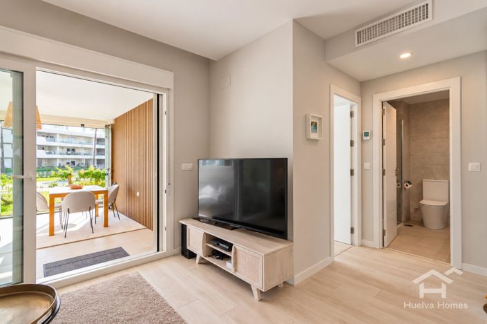 Image No.8-2 Bed Apartment for sale