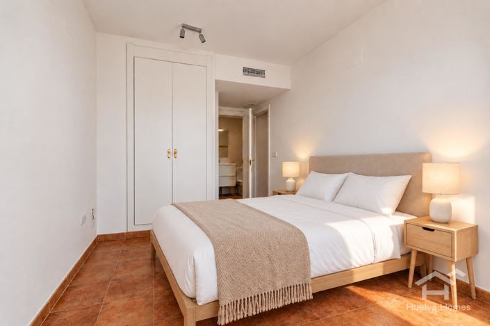 Image No.26-2 Bed Apartment for sale