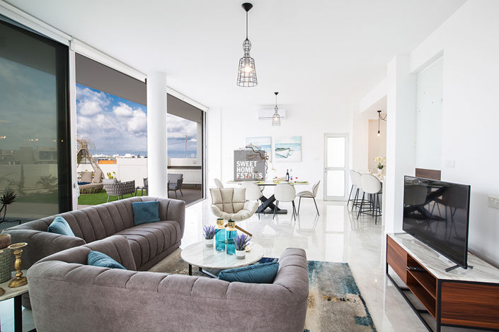 Image No.12-3 Bed House for sale