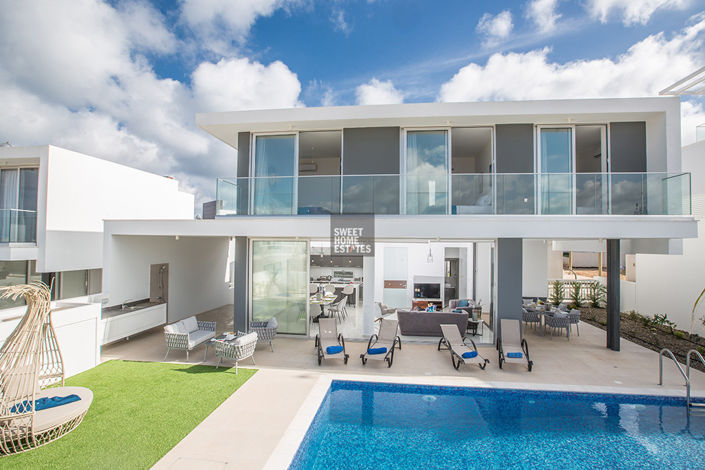 Image No.2-3 Bed House for sale