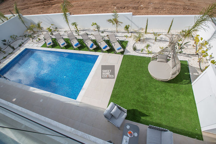 Image No.8-3 Bed House for sale