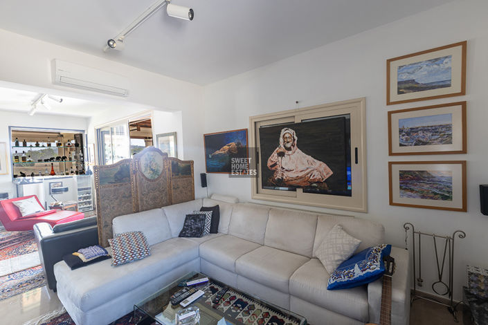 Image No.19-3 Bed House for sale