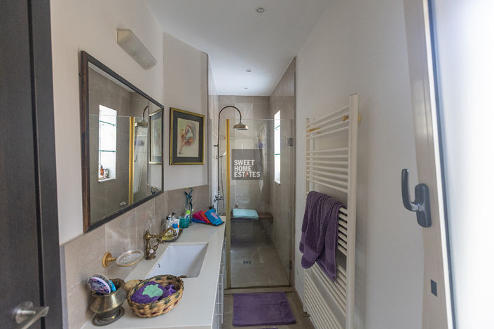 Image No.22-3 Bed House for sale