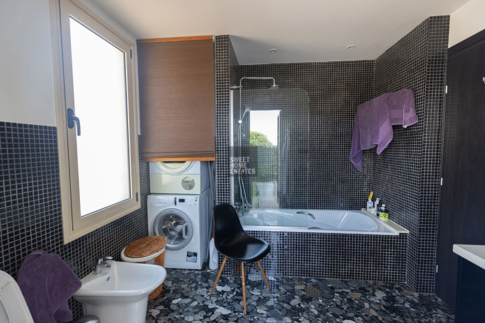 Image No.30-3 Bed House for sale