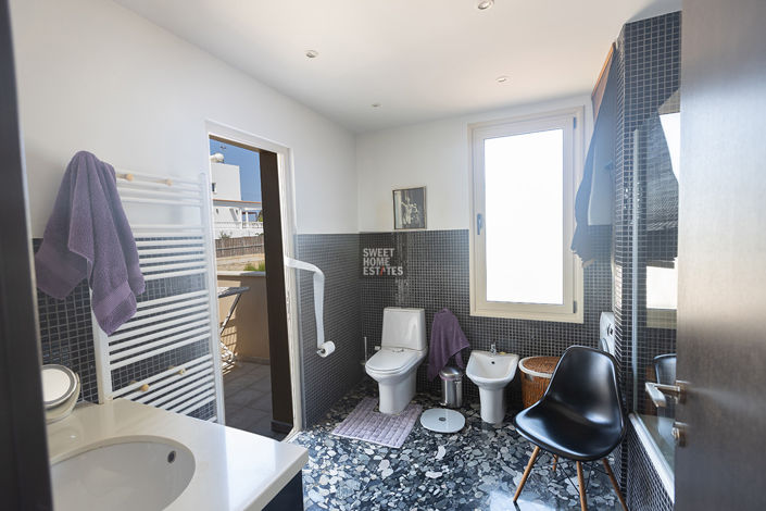 Image No.31-3 Bed House for sale