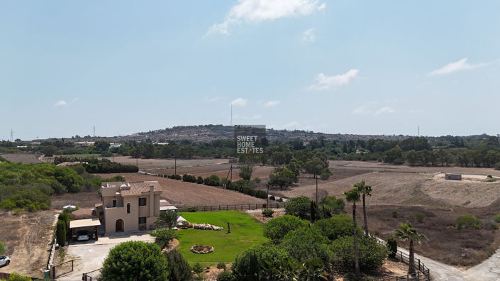 Image No.43-3 Bed House for sale