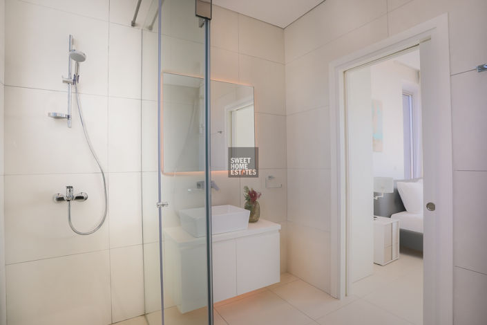 Image No.16-3 Bed House for sale