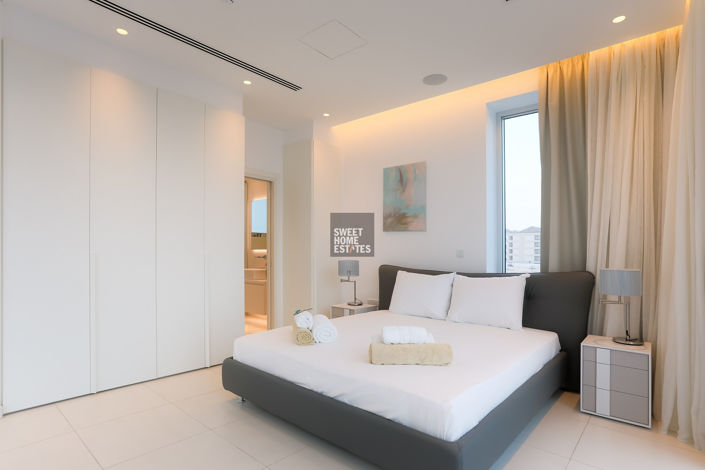 Image No.18-3 Bed House for sale