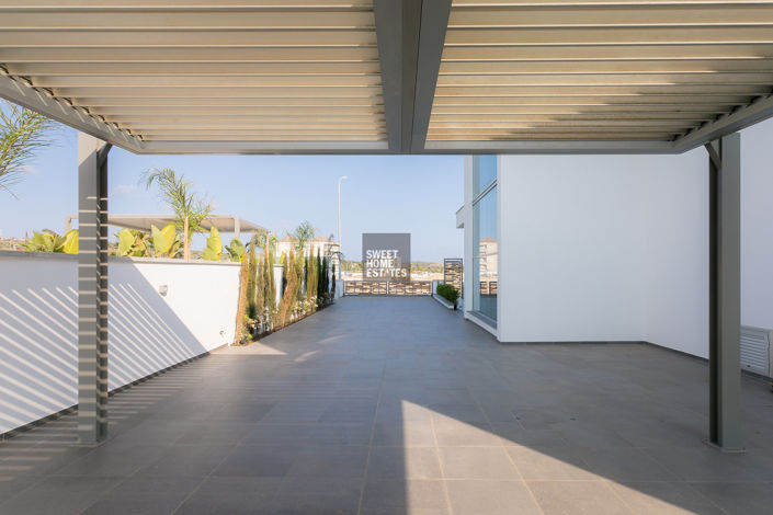 Image No.8-3 Bed House for sale