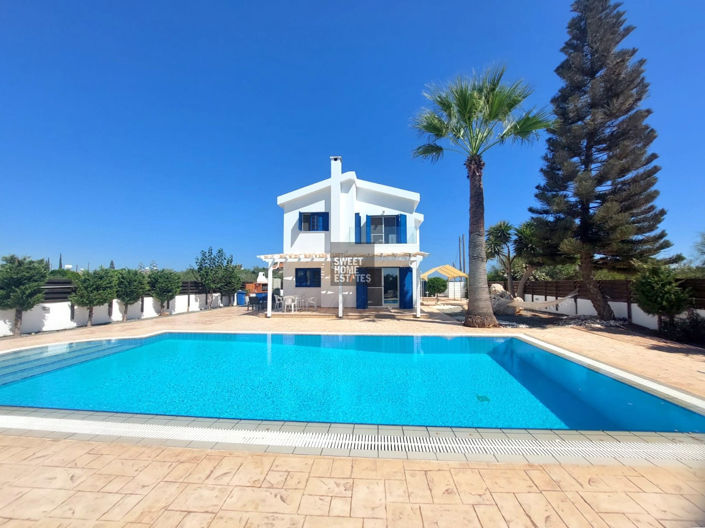 Image No.8-Maison de 4 chambres à vendre à Famagusta