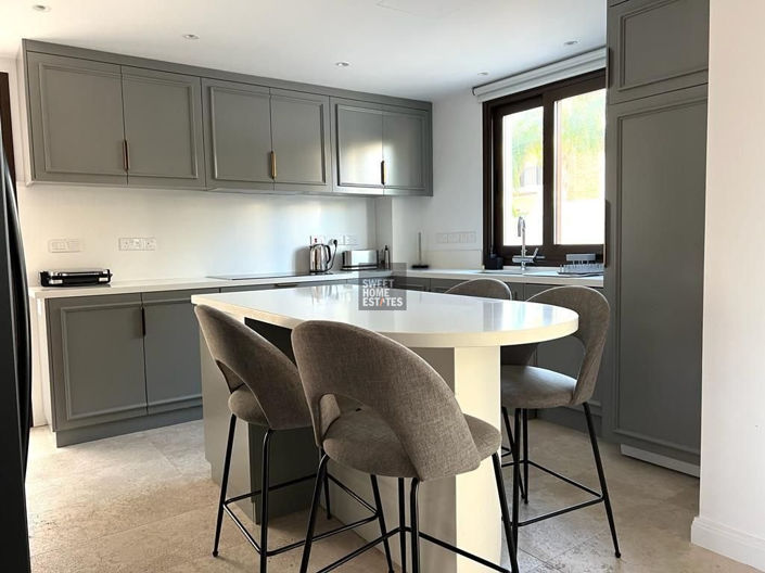 Image No.16-3 Bed House for sale