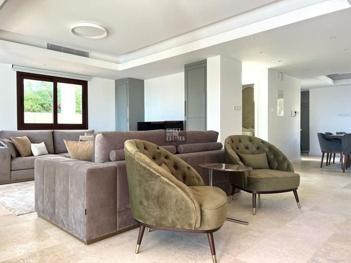 Image No.21-3 Bed House for sale