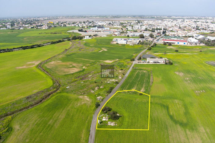 Image No.2-Terre à vendre à Paralimni