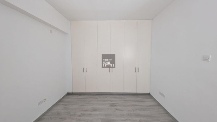 Image No.12-3 Bed House for sale