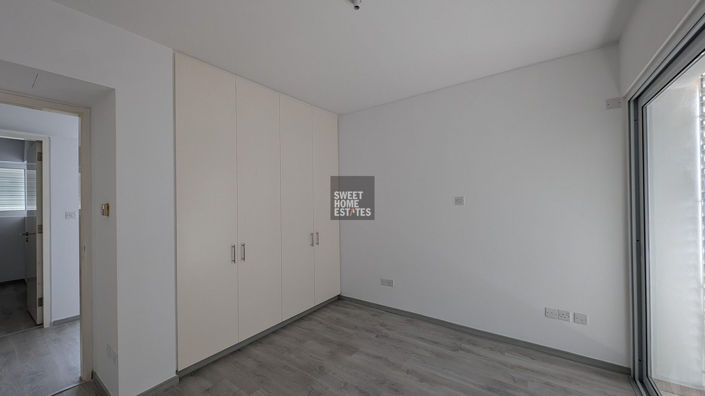 Image No.13-3 Bed House for sale