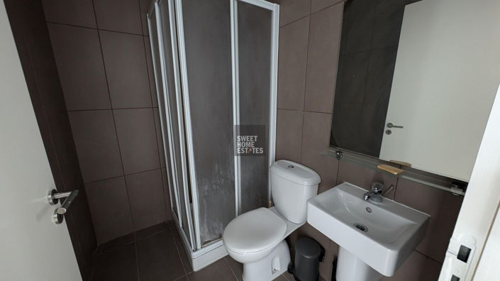 Image No.19-3 Bed House for sale