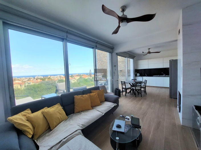 Image No.12-3 Bed House for sale