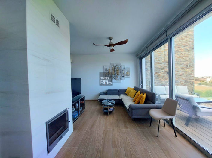 Image No.14-3 Bed House for sale