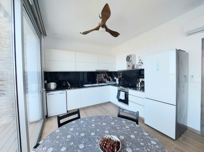 Image No.17-3 Bed House for sale