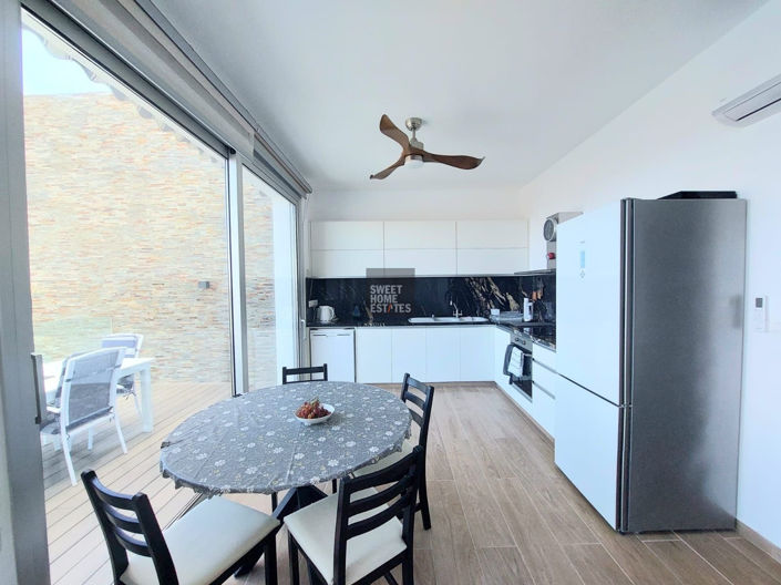 Image No.19-3 Bed House for sale