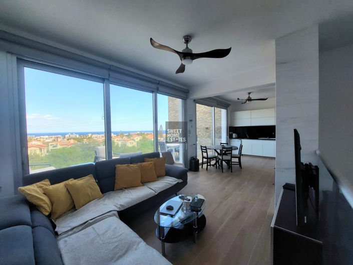 Image No.3-3 Bed House for sale