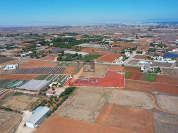 Terre à vendre à Deryneia