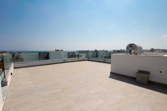 Image No.28-4 Bed House for sale