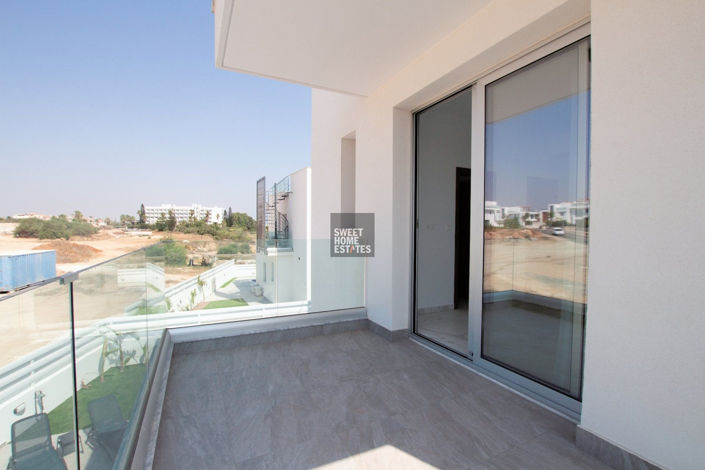 Image No.29-4 Bed House for sale