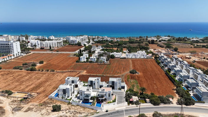 Image No.3-4 Bed House for sale