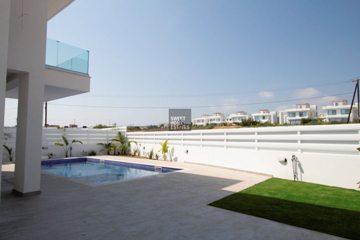 Image No.32-4 Bed House for sale