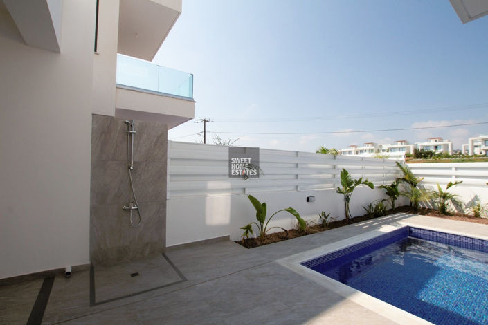 Image No.33-4 Bed House for sale