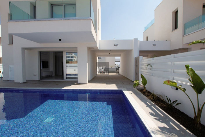 Image No.35-4 Bed House for sale