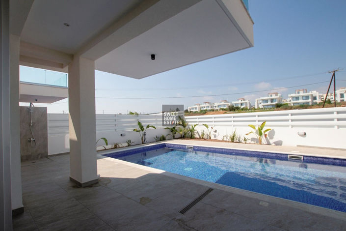 Image No.36-4 Bed House for sale