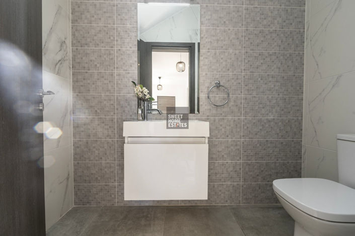 Image No.22-4 Bed House for sale