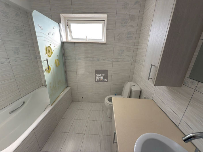 Image No.18-3 Bed Apartment for sale