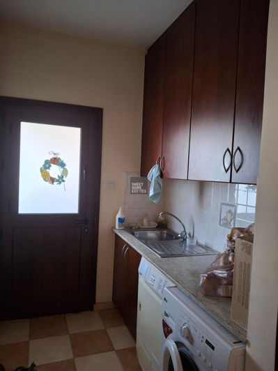 Image No.10-5 Bed House for sale